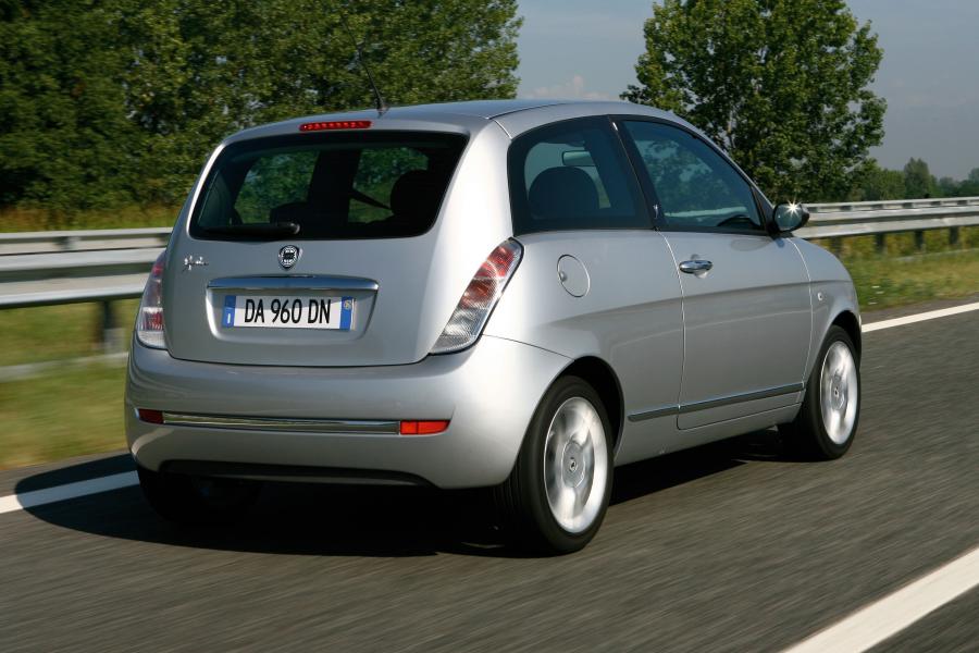  Lancia Ypsilon (843) 2006 года  (фото 7 из 43)